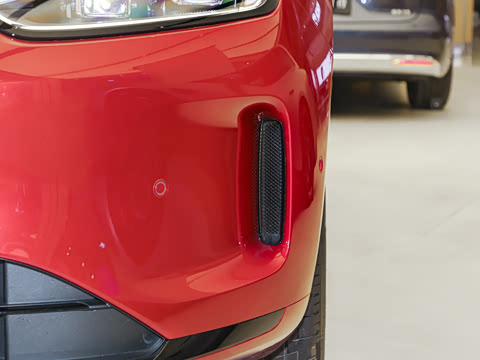 2025�� ����   Ultra ������