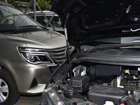 2025�� M5 1.6L ��׼��7��CNG