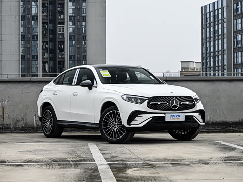 2026�� �Ŀ� GLC 300 4MATIC ����SUV