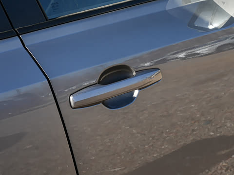 2026�� 2.0L ����������