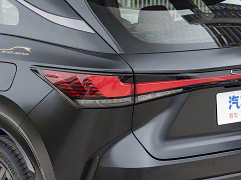 2026�� 300 ����Black Edition