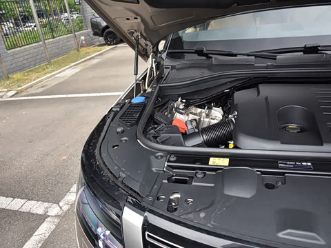 2026�� 3.0 L6 400PS HSE�����