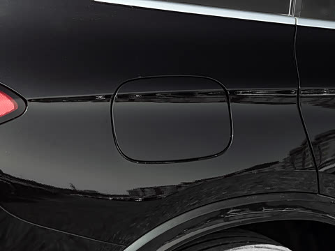 2026�� GLC 300 L 4MATIC ������ 7��