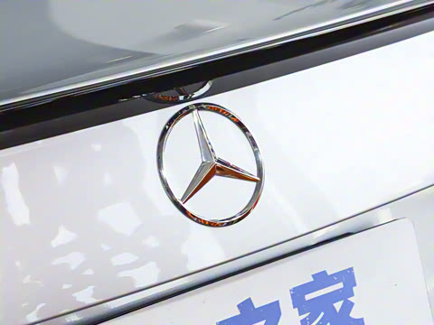 2025�� AMG C 43 4MATIC