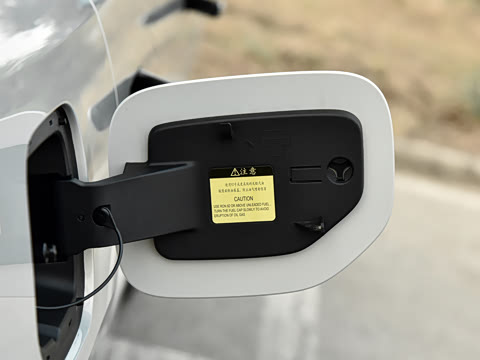 2025�� �Ŀ� ����Max