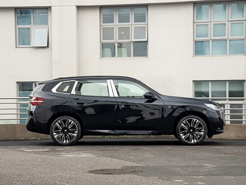 2026�� xDrive30L ������ M�˶���ҹ��װ