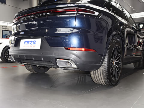 2026�� Cayenne Coup�� 3.0T