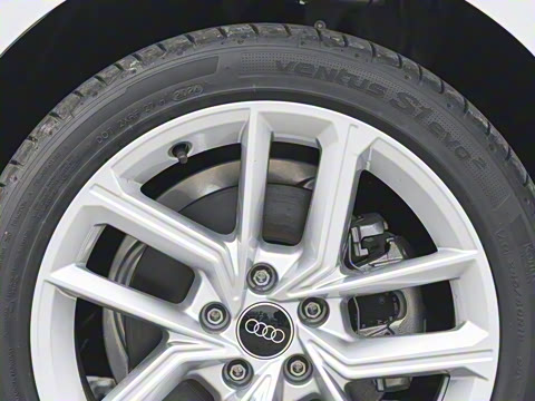 2025�� Coupe 40 TFSI ʱ�ж�����