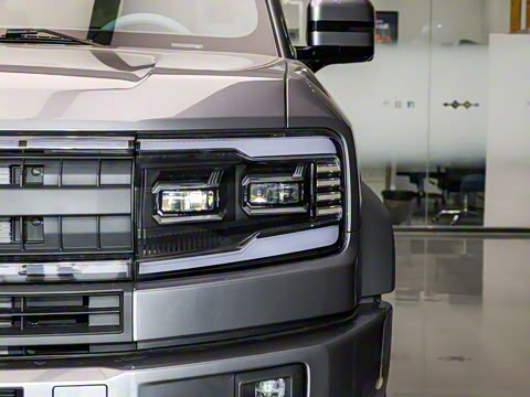 2025�� 210KM ����Ultra��