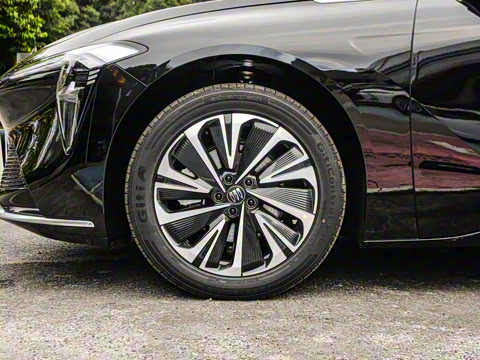 2025�� ������