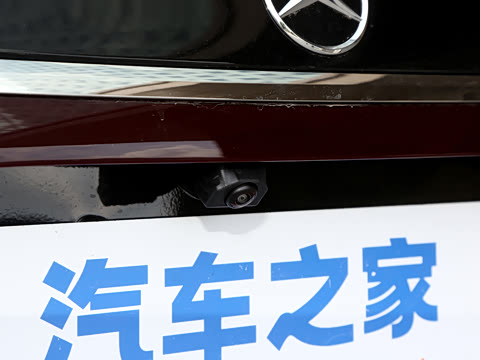 2026�� �Ŀ� E 300 L �����