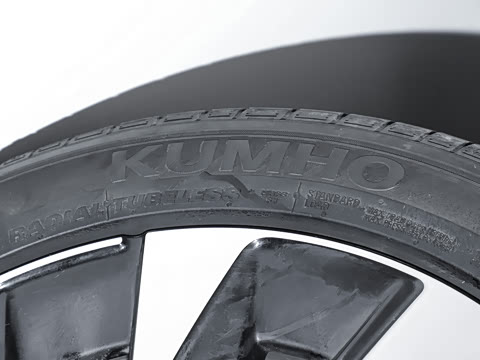 2026�� S 300TSI ������