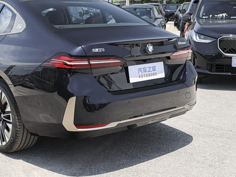 2026�� �Ŀ� 530Li ������ ������װ