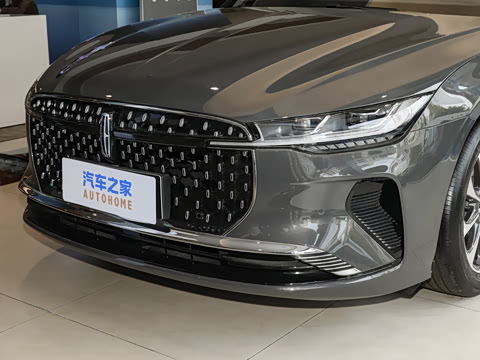2025�� 2.0T ���а�