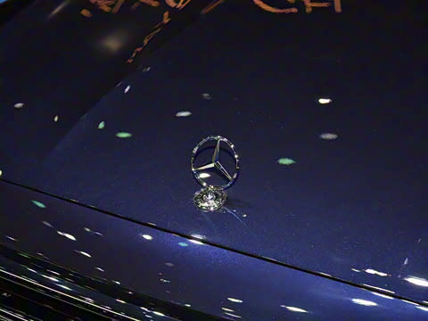 2026�� E 300 L ������