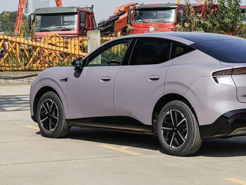 2026�� ���� 550 PLUS