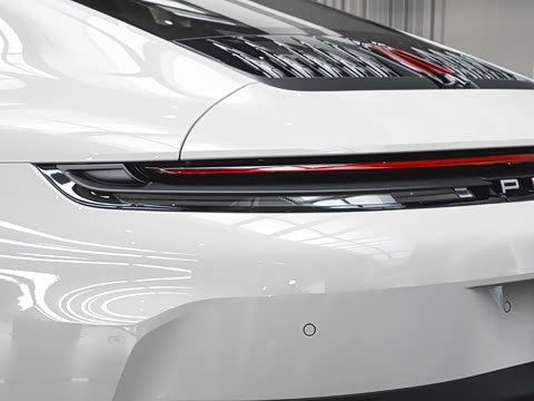 2026�� Carrera 3.0T