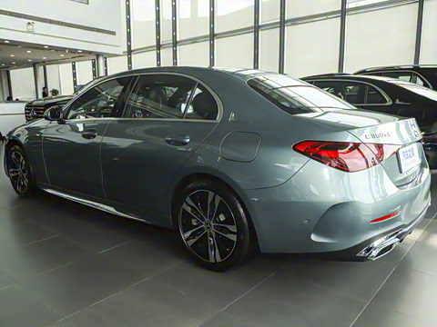 2025�� �Ŀ� C 350 eL