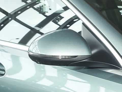 2025�� �Ŀ� C 350 eL