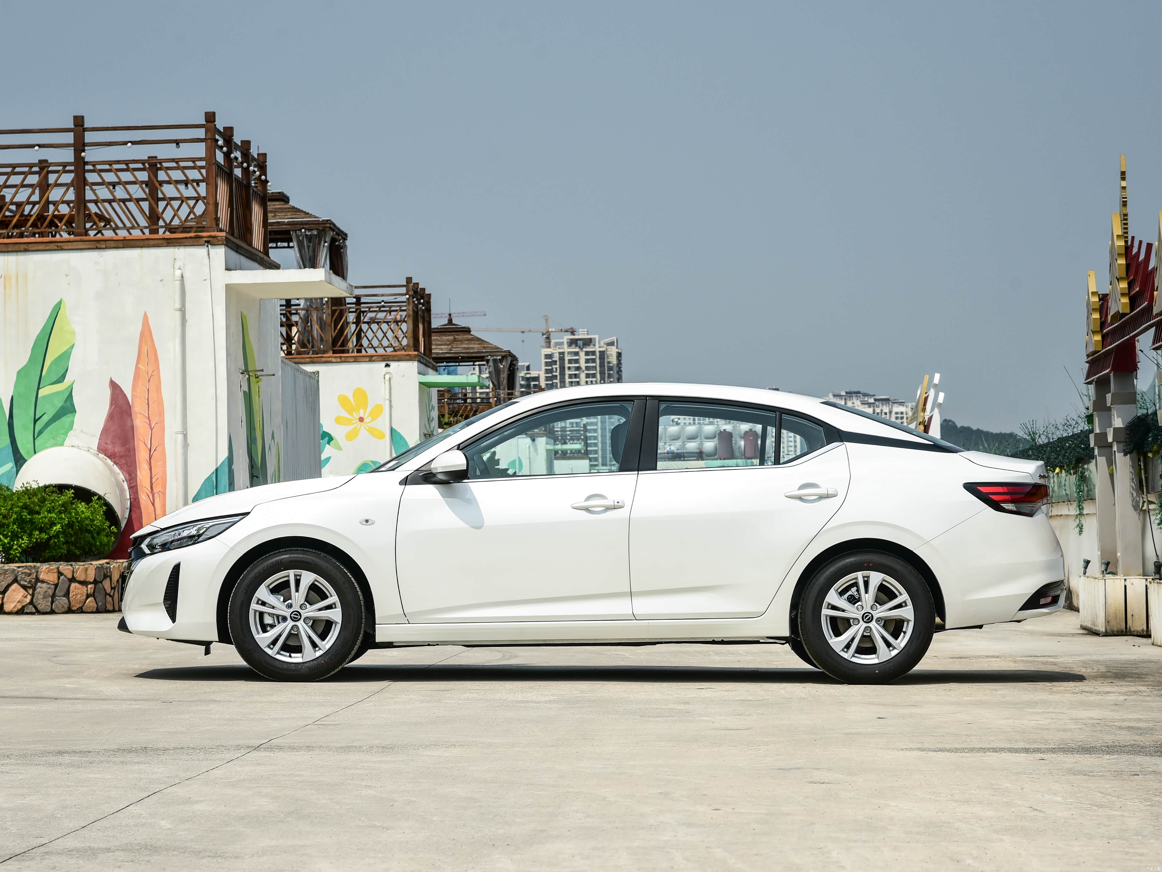 Nissan SYLPHY, миниатюра 4
