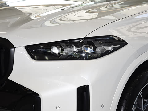 2026�� �Ŀ� xDrive 30Li ������M�˶���ҹ��װ