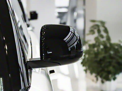 2025�� 3.0 L6 400PS ʢ���ӳ���