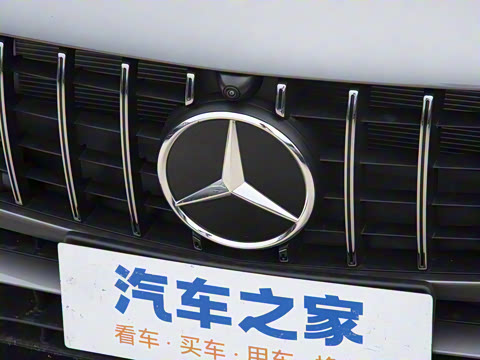 2025�� AMG CLA 45 S 4MATIC+