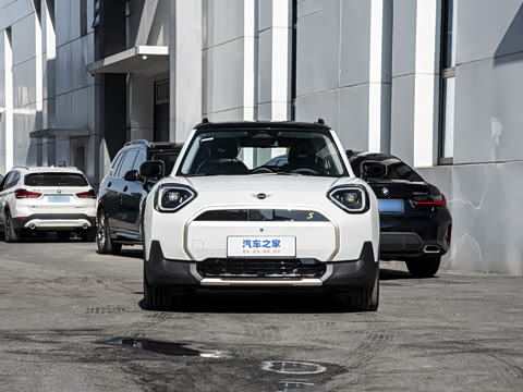 2025�� SE ������