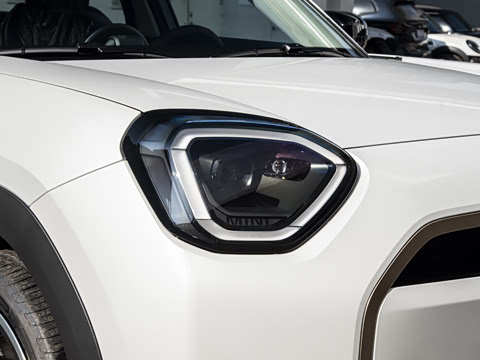 2025�� SE ������