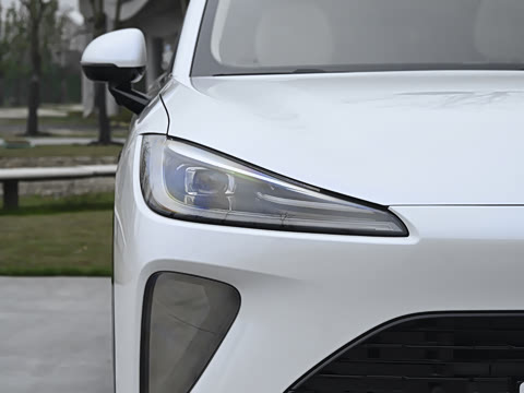 2026�� 200 �������ܳ�����