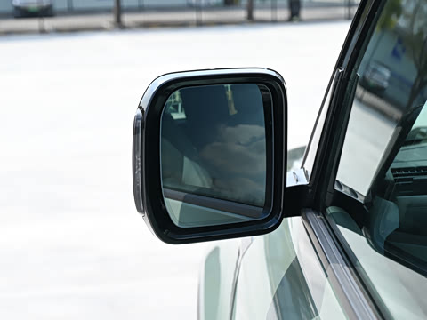 2026�� 90 2.0T P300 S