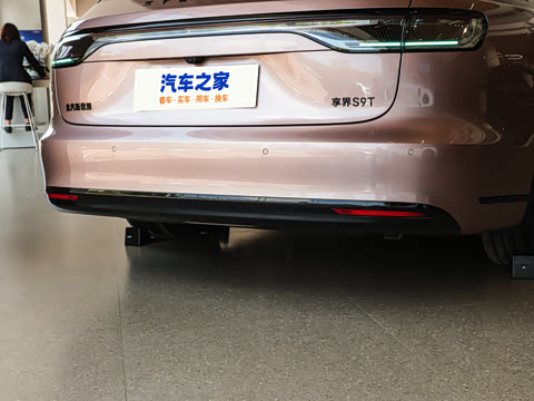 2025�� ���� Ultra�������� (896�߼����״