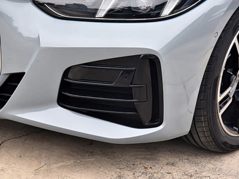 2026�� 425i ����M�˶���װ