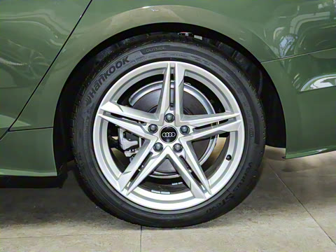 2025�� Sportback ��ذ� 40 TFSI ʱ�ж�����