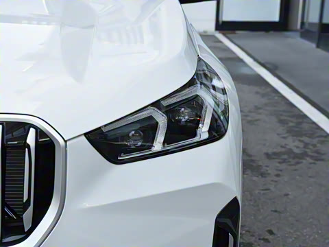 2025�� xDrive25Li X�����װ