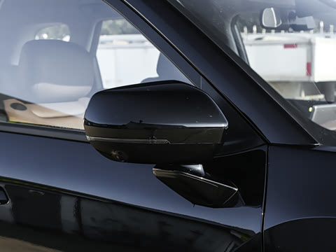 2026�� 1.5T CVT ��Ӣ�� 