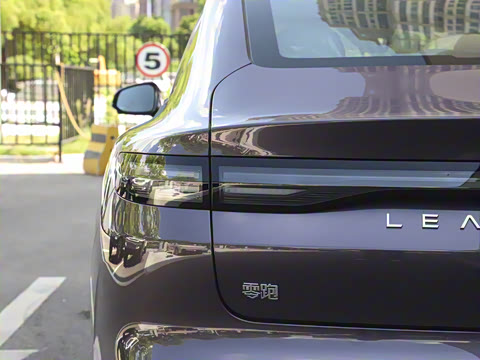 2025�� 550������