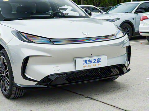 2025�� 425 PLUS