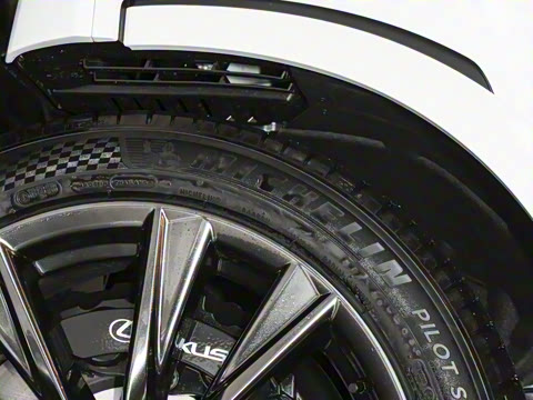 2026�� 500h ����F SPORT Performance