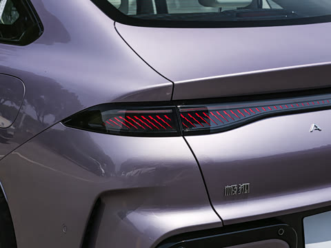 2026�� 560MAX
