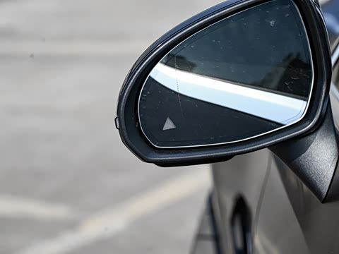 2026�� AMG CLE 53 4MATIC+ ������ܳ�