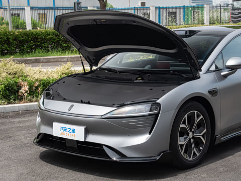 2026�� Max (896�߼����״