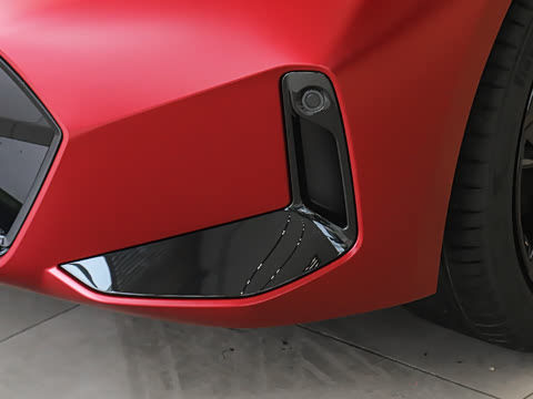 2026�� 330Li �����