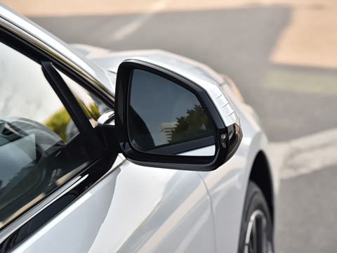 2026�� 225L M�˶���װ