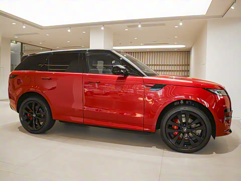 2025�� 400PS Dynamic HSE