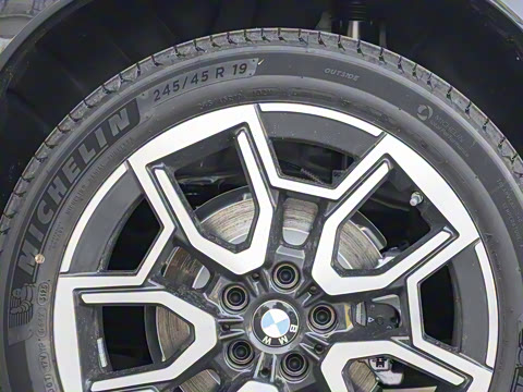 2025�� xDrive30L X�����װ