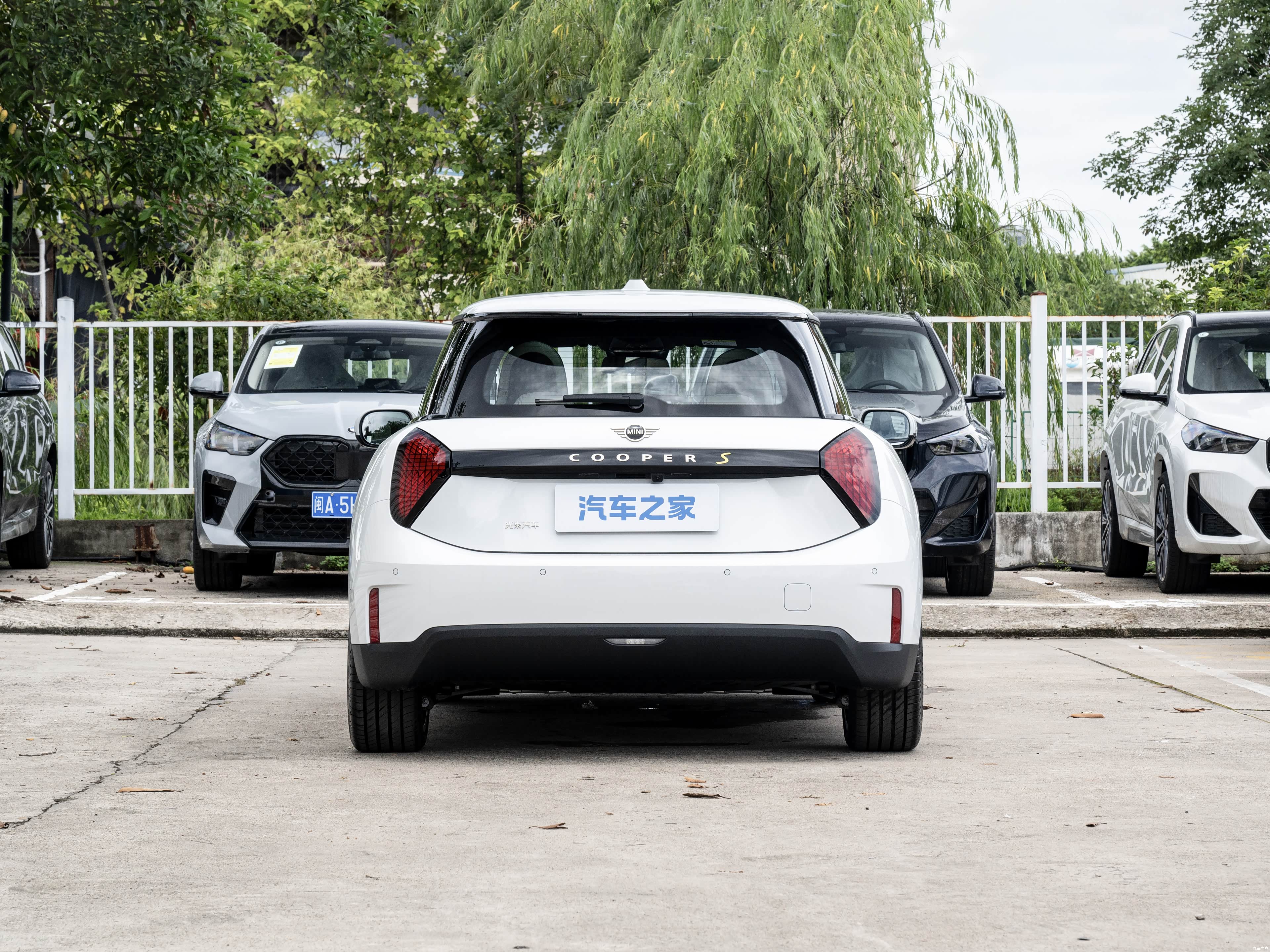 MINI Cooper, миниатюра 6