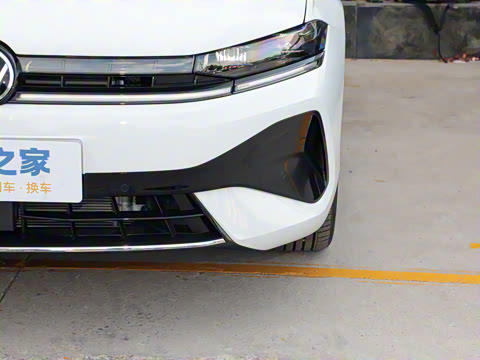 2026�� L 300TSI DSG ������