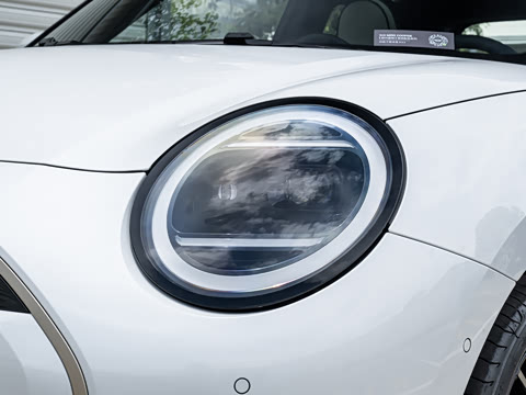 2026�� 463km COOPER SE ����������