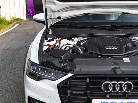 2025�� allroad quattro ̽���� 55 TFSI ����ԽҰ��